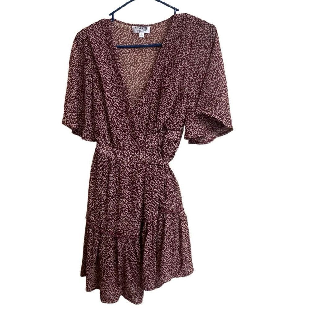 625. Shareen collections australian floral Cottagecore feminine wrap dress
